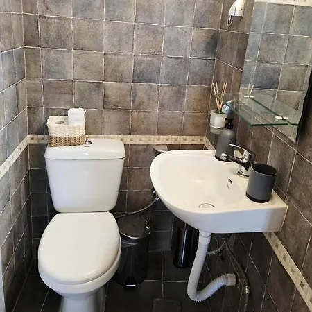 Syra & Hermes * ארמופוליס