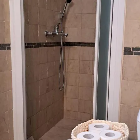 Syra & Hermes ארמופוליס