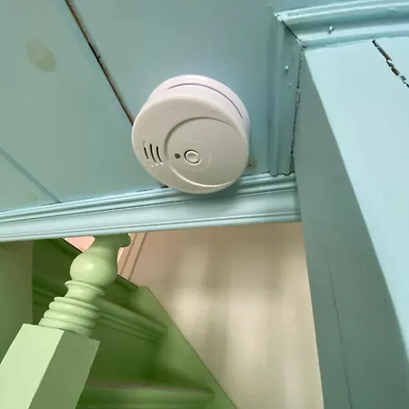 Syra & Hermes בית נופש