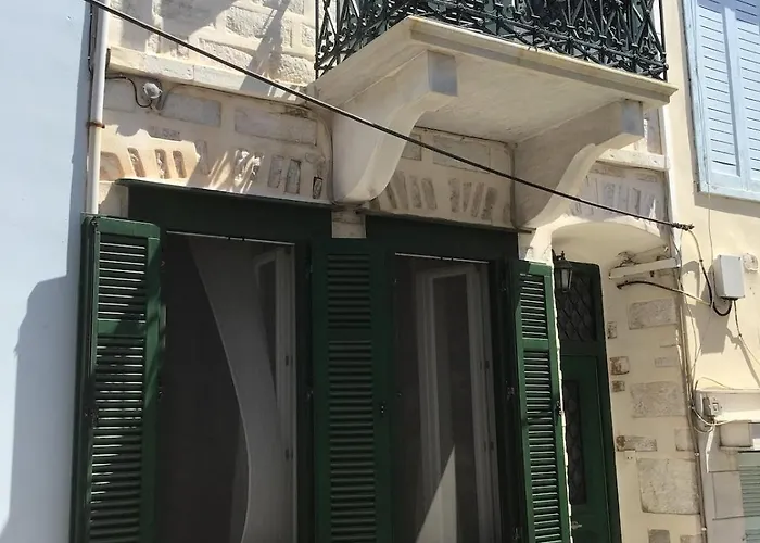 Syra & Hermes * Ermoupoli