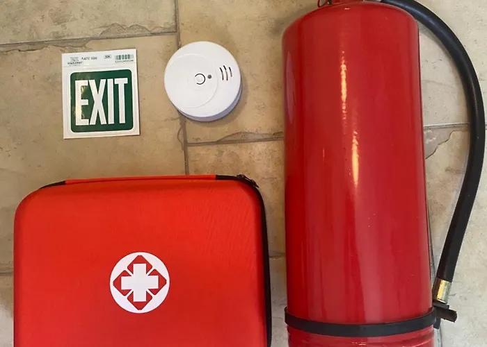 Syra & Hermes Ermoupoli