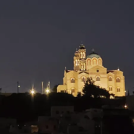 Syra & Hermes * Ermoupoli